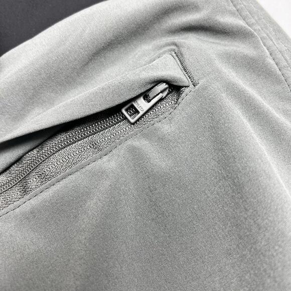 Athleta Women's Gray/Black Striped Ascender Running Shorts Size 6 Pockets - Picture 5 of 12